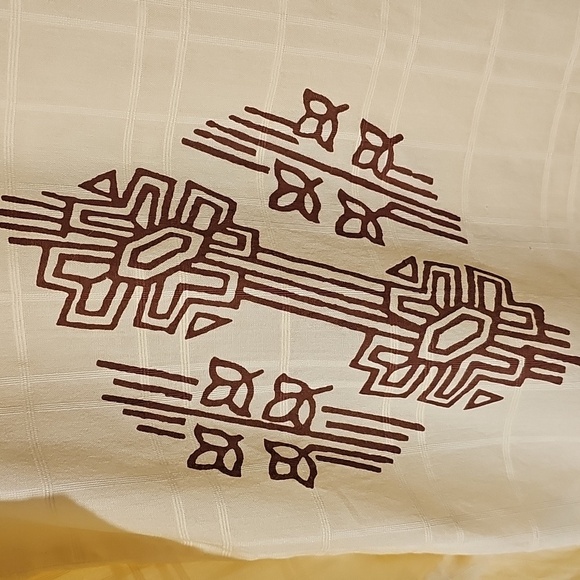 THE HAVANERA CO. Men's Cream Shirt with Patterned Accents. Henleystyle, small - Picture 4 of 7